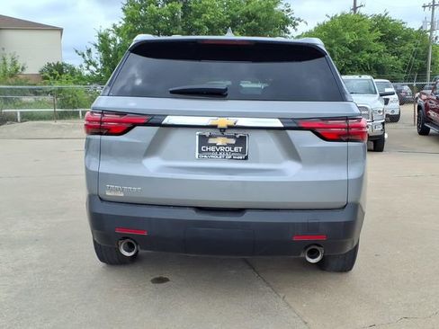 Used 2023 Chevrolet Traverse LS w/ Safety Package FWD image 6
