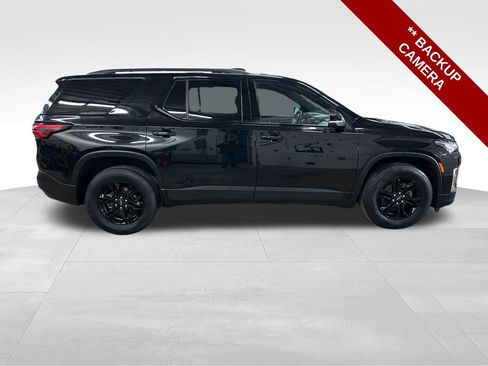 Used 2023 Chevrolet Traverse LT w/ Midnight/Sport Edition image 9