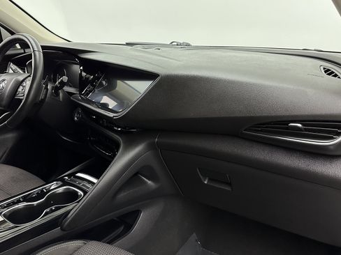 Used 2023 Buick Envision Preferred image 35