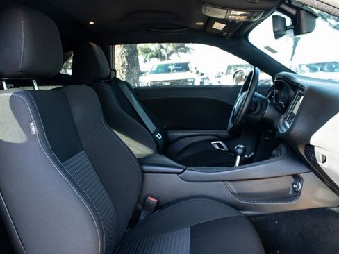 Used 2023 Dodge Challenger R/T w/ Blacktop Package image 21