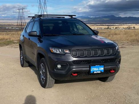 Certified 2022 Jeep Compass Trailhawk image 3
