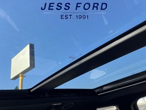 Used 2024 Ford Explorer ST w/ Technology Package image 21