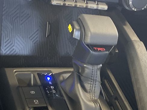 New 2026 Toyota Tacoma TRD Off-Road AWD/4WD image 19