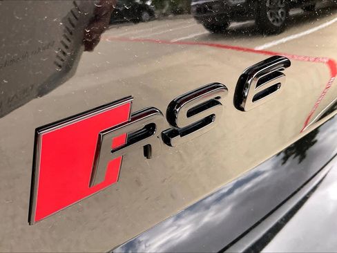 Used 2024 Audi RS 6 performance AWD/4WD image 28