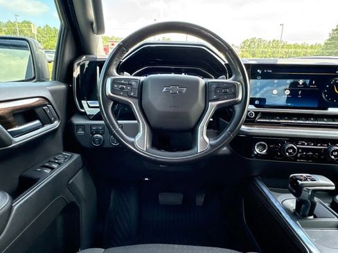 Used 2022 Chevrolet Silverado 1500 LT Trail Boss AWD/4WD image 31