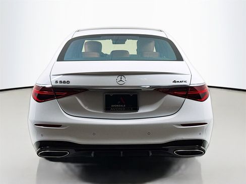 Used 2025 Mercedes-Benz S 580 4MATIC Sedan image 6