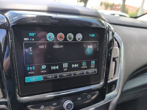 Used 2019 Chevrolet Traverse LT FWD image 14