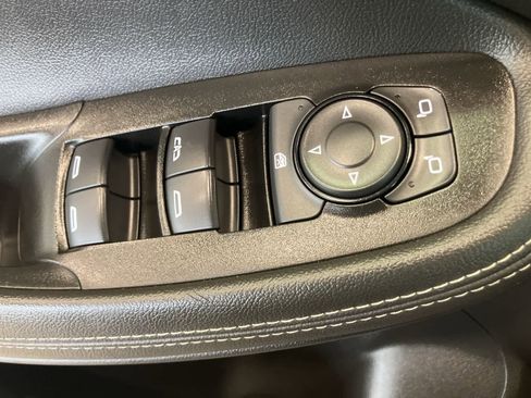 Used 2024 Buick Encore GX Preferred image 12