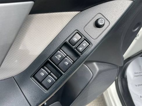 Used 2015 Subaru Forester 2.5i Limited AWD/4WD image 21