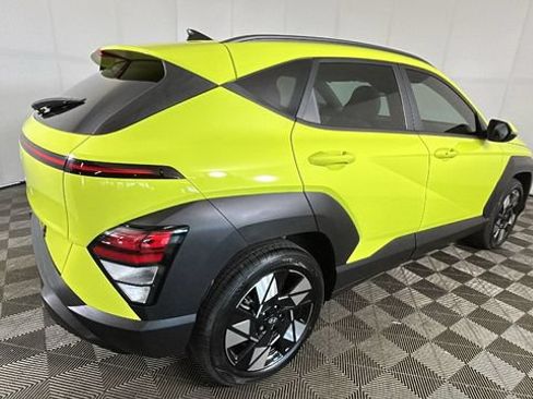 Used 2024 Hyundai Kona SEL FWD image 2
