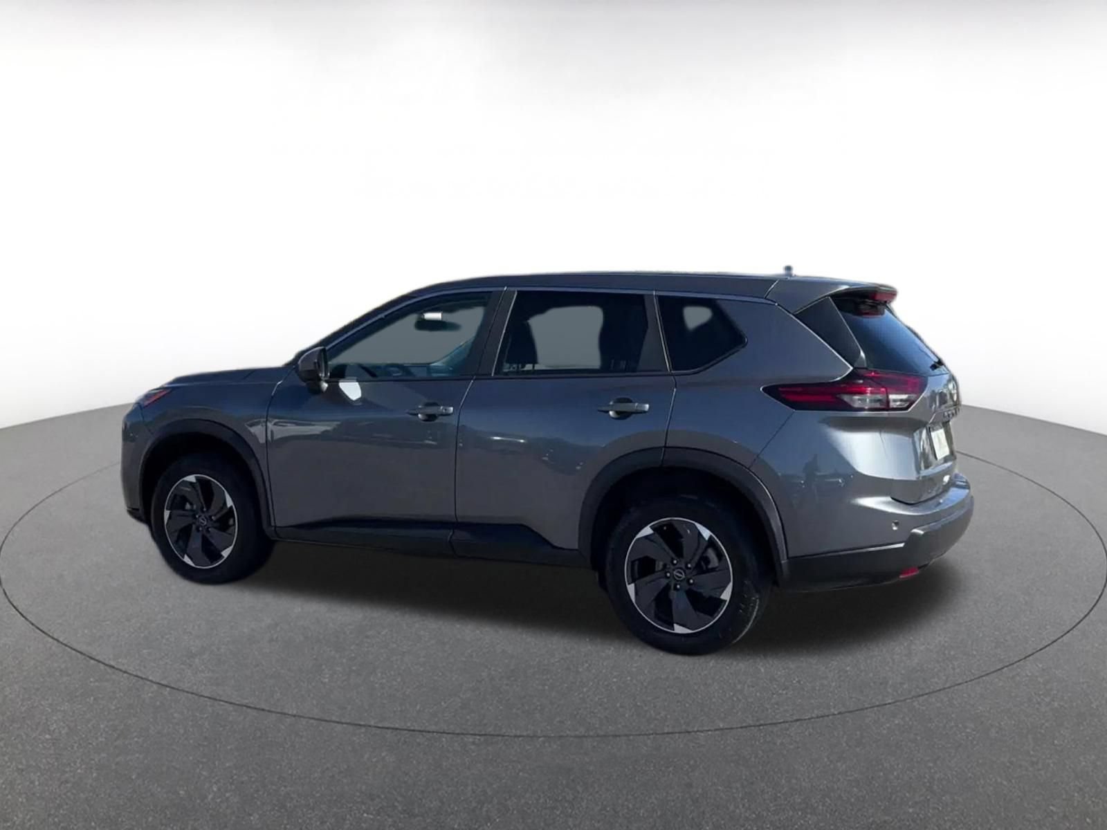 Used 2025 Nissan Rogue SV AWD/4WD image 9