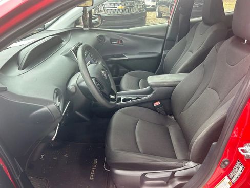 Used 2021 Toyota Prius L Eco image 8