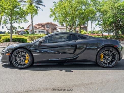 Used 2018 McLaren 570S Spider image 16
