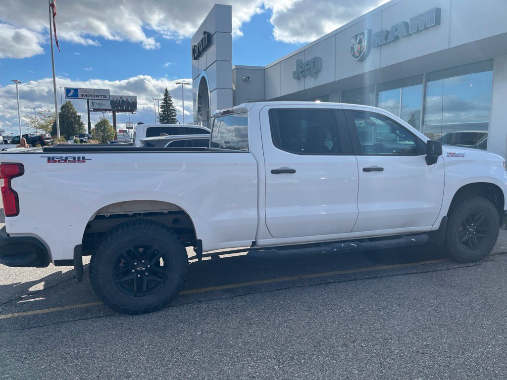 Used 2021 Chevrolet Silverado 1500 Custom Trail Boss w/ Safety Confidence Package AWD/4WD image 7