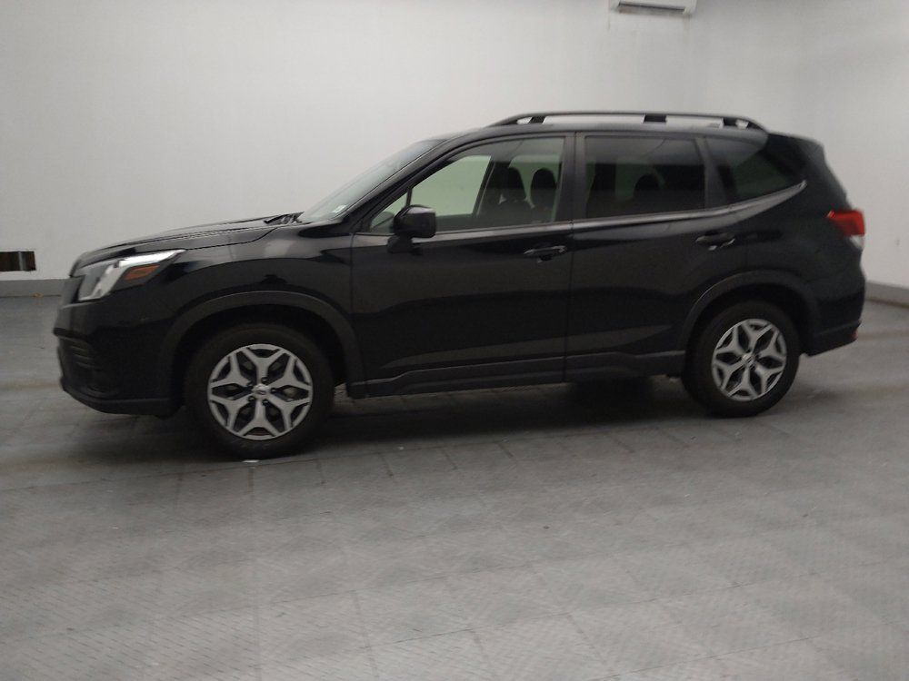 Used 2024 Subaru Forester Premium AWD/4WD image 2