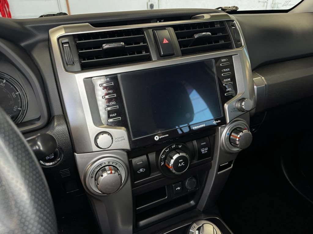 Used 2020 Toyota 4Runner SR5 Premium AWD/4WD image 18