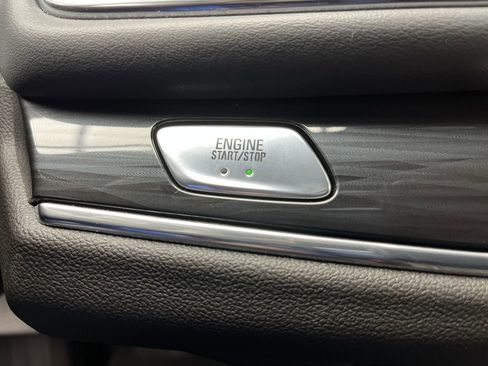 Used 2023 Buick Enclave Essence w/ Experience Buick Package AWD/4WD image 25