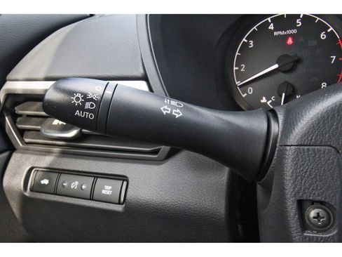 Used 2024 Nissan Altima 2.5 S FWD image 20