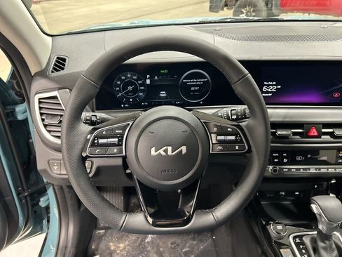 New 2026 Kia Seltos SX image 13