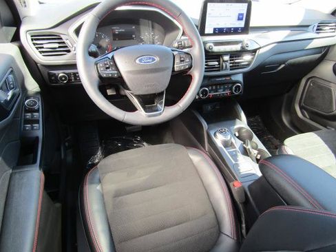 Used 2022 Ford Escape SEL w/ SEL Stealth AWD Package image 2