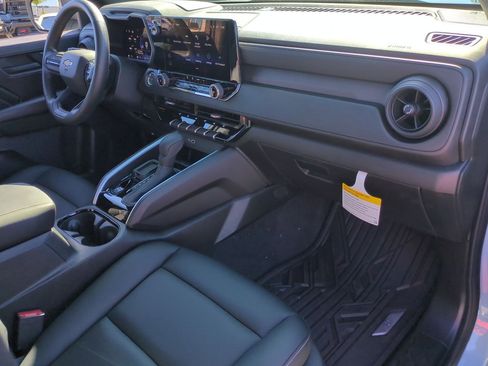 New 2026 Chevrolet Colorado W/T image 28