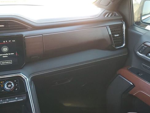 Used 2024 GMC Sierra 1500 Denali Ultimate image 26