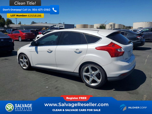 Used 2014 Ford Focus Titanium FWD image 3