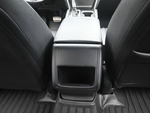 Used 2019 Honda Accord Sport image 10