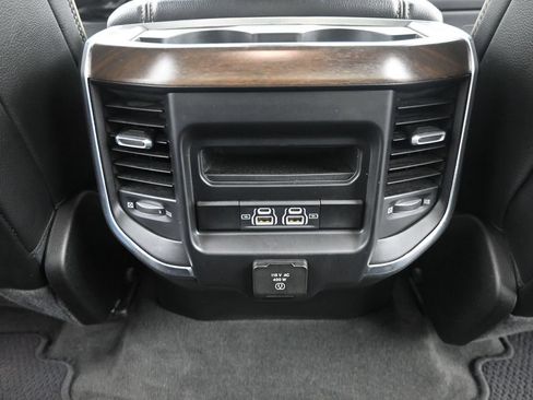 Used 2022 RAM 1500 Laramie RWD image 33