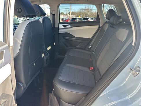 New 2026 Volkswagen Taos SE AWD/4WD image 24