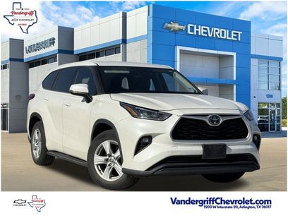 Used 2020 Toyota Highlander LE