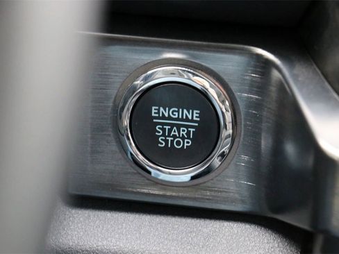 New 2026 Ford F250 Lariat w/ Black Appearance Package image 17