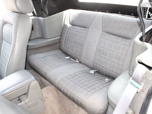 Used 1989 Ford Mustang LX RWD image 8
