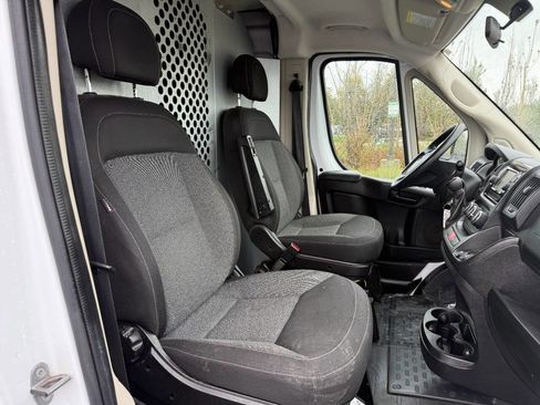 Used 2018 RAM ProMaster 2500 FWD image 18