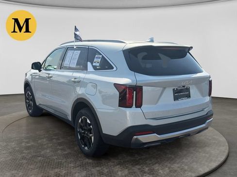 Certified 2026 Kia Sorento S AWD/4WD image 3
