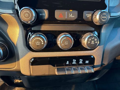 New 2025 RAM 1500 Tradesman image 19