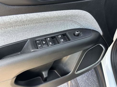 Certified 2023 Jeep Compass Latitude image 16