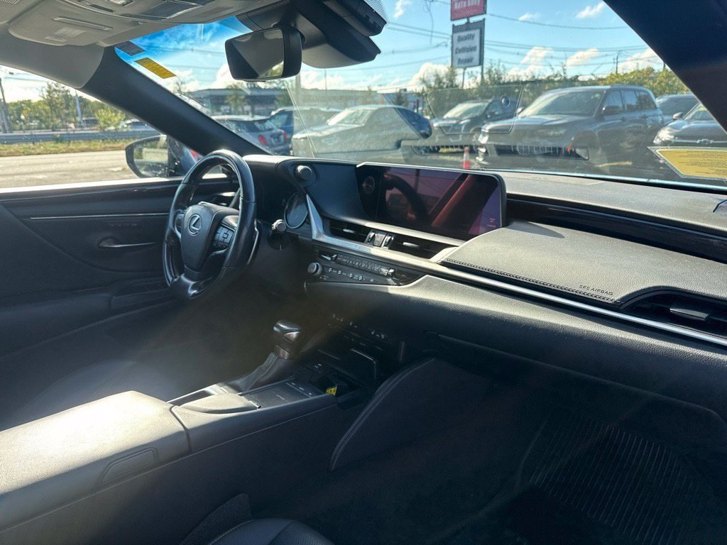 Used 2021 Lexus ES 250 w/ Premium Package AWD/4WD image 26