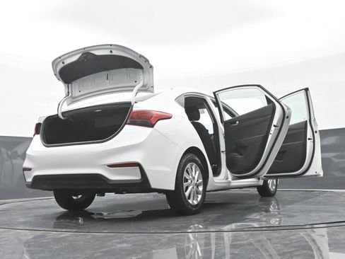 Used 2022 Hyundai Accent SEL FWD image 49