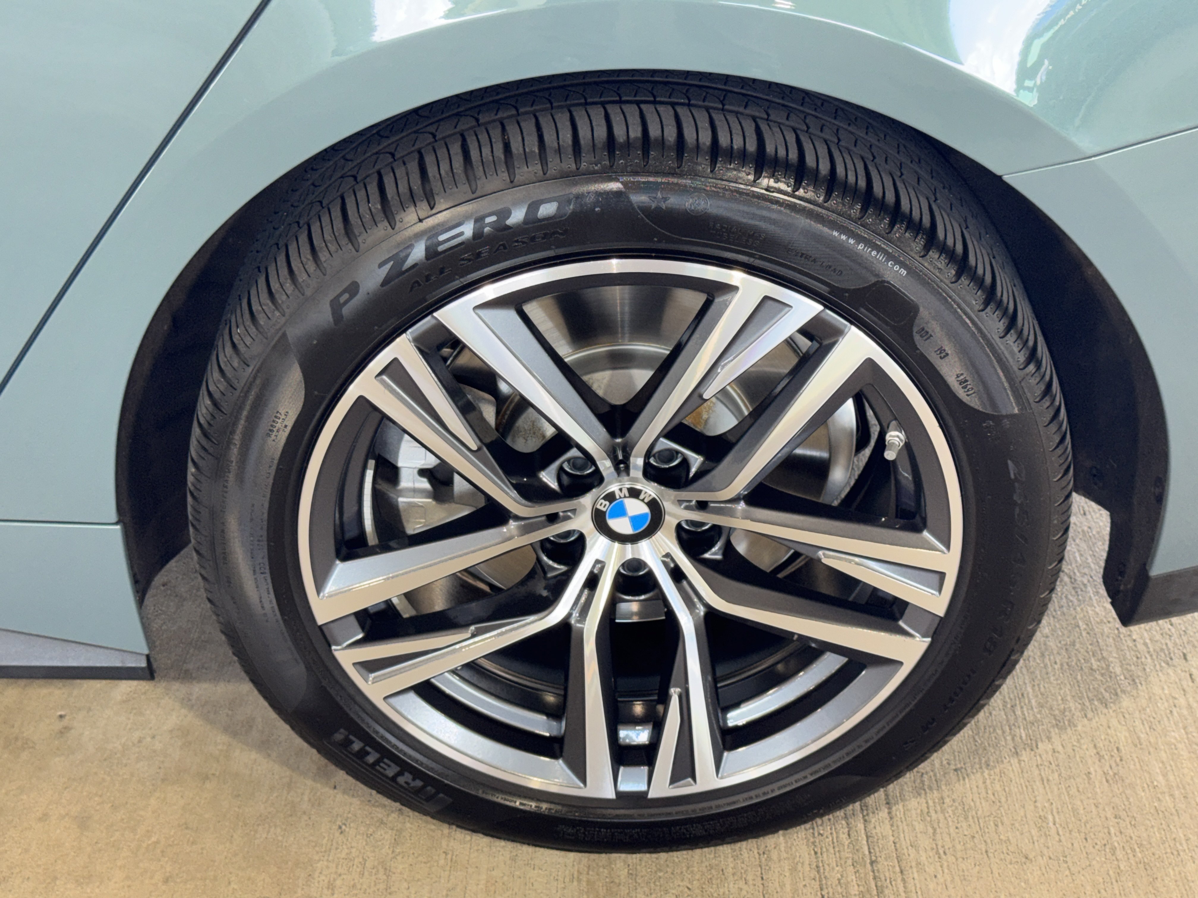 Used 2025 BMW 430i w/ Premium Package RWD image 36