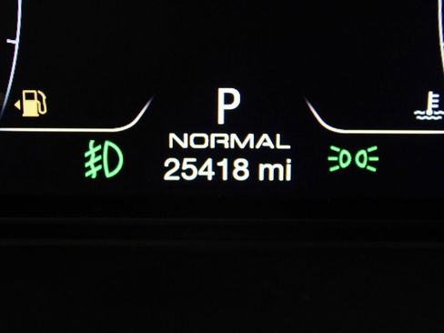 Used 2022 Maserati Levante GT image 42