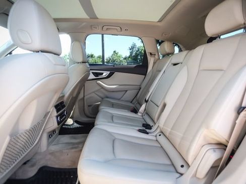 Used 2019 Audi Q7 2.0T Premium Plus w/ Premium Plus Package AWD/4WD image 59