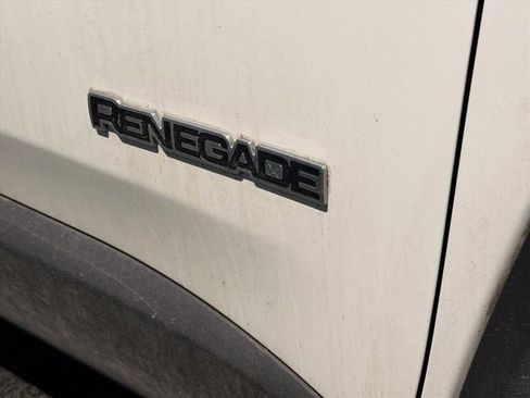 Used 2021 Jeep Renegade Sport w/ Sport Appearance Group image 12