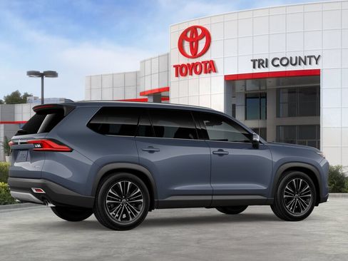 New 2026 Toyota Grand Highlander AWD Hybrid image 11