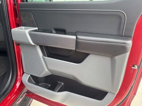 Used 2025 Ford F150 XLT w/ Equipment Group 301A Standard image 24