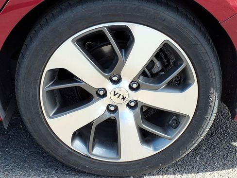 Used 2020 Kia Optima S FWD image 9