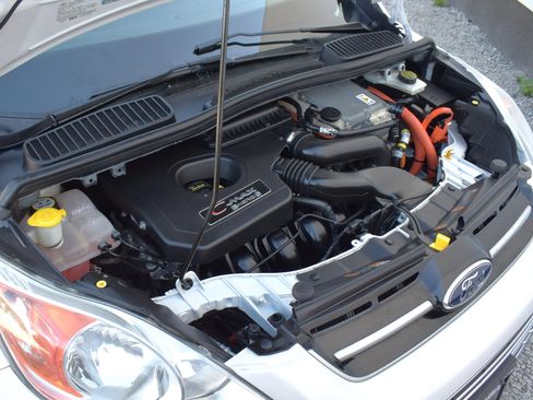 Used 2013 Ford C-MAX Energi SEL FWD image 31