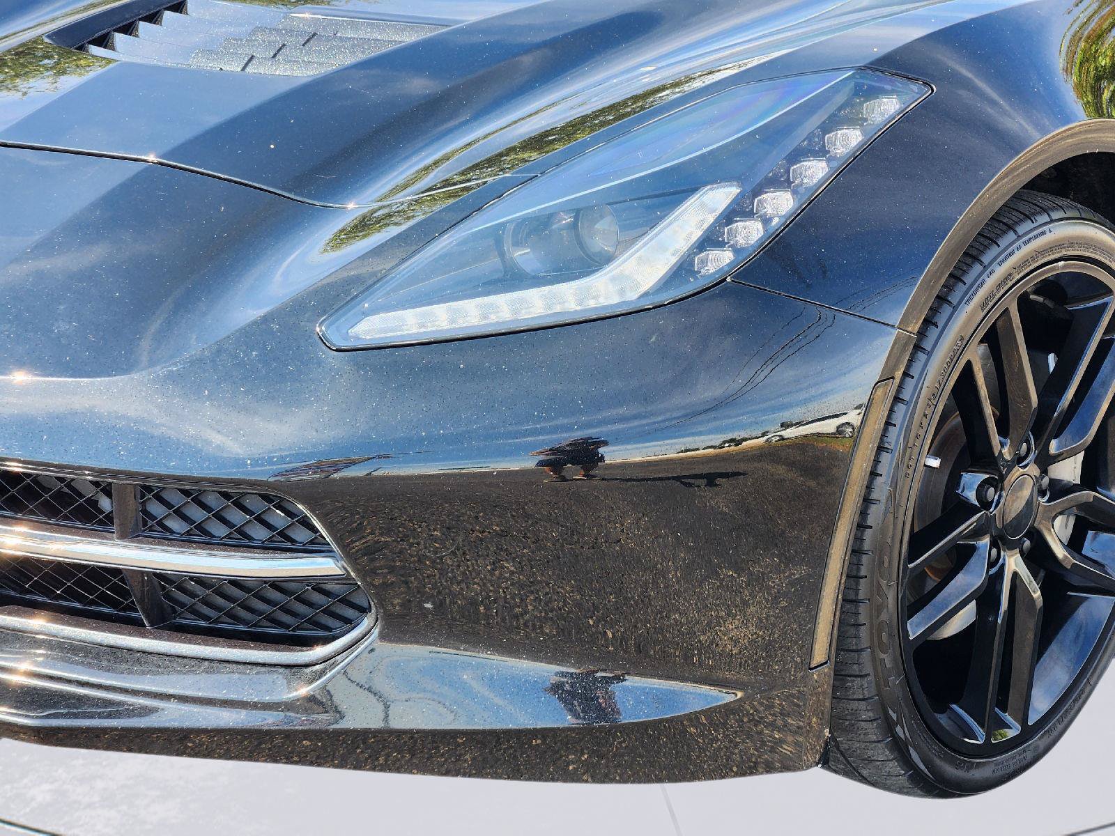 Used 2019 Chevrolet Corvette Stingray Coupe w/ 1LT RWD image 8