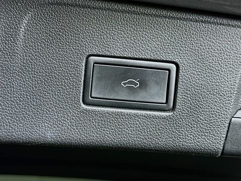 Used 2023 Volkswagen Atlas SE w/ Panoramic Sunroof Package image 31