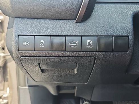 Used 2023 Toyota Camry SE FWD image 28